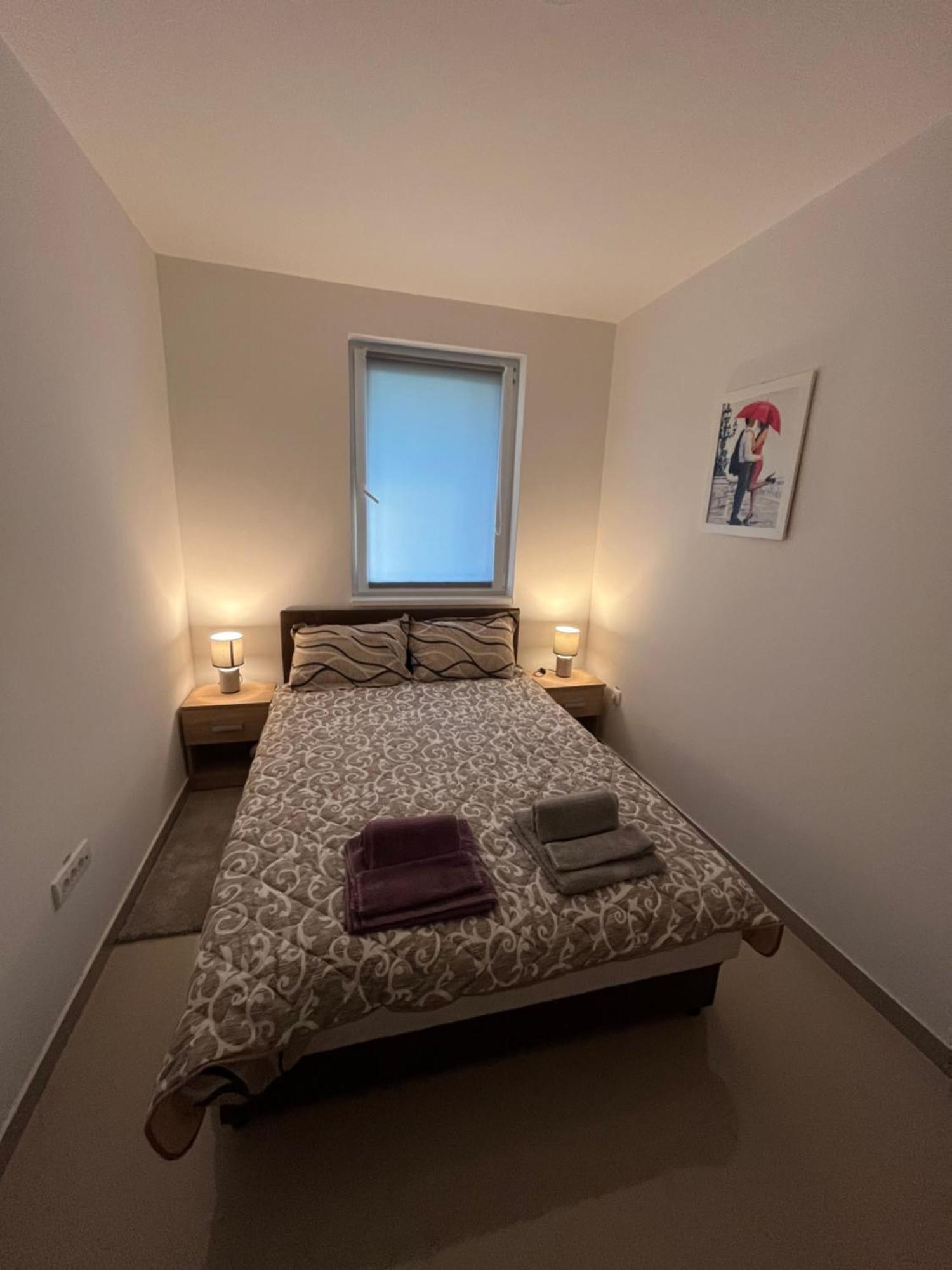 Apartman Miletic Ostrovo Esterno foto