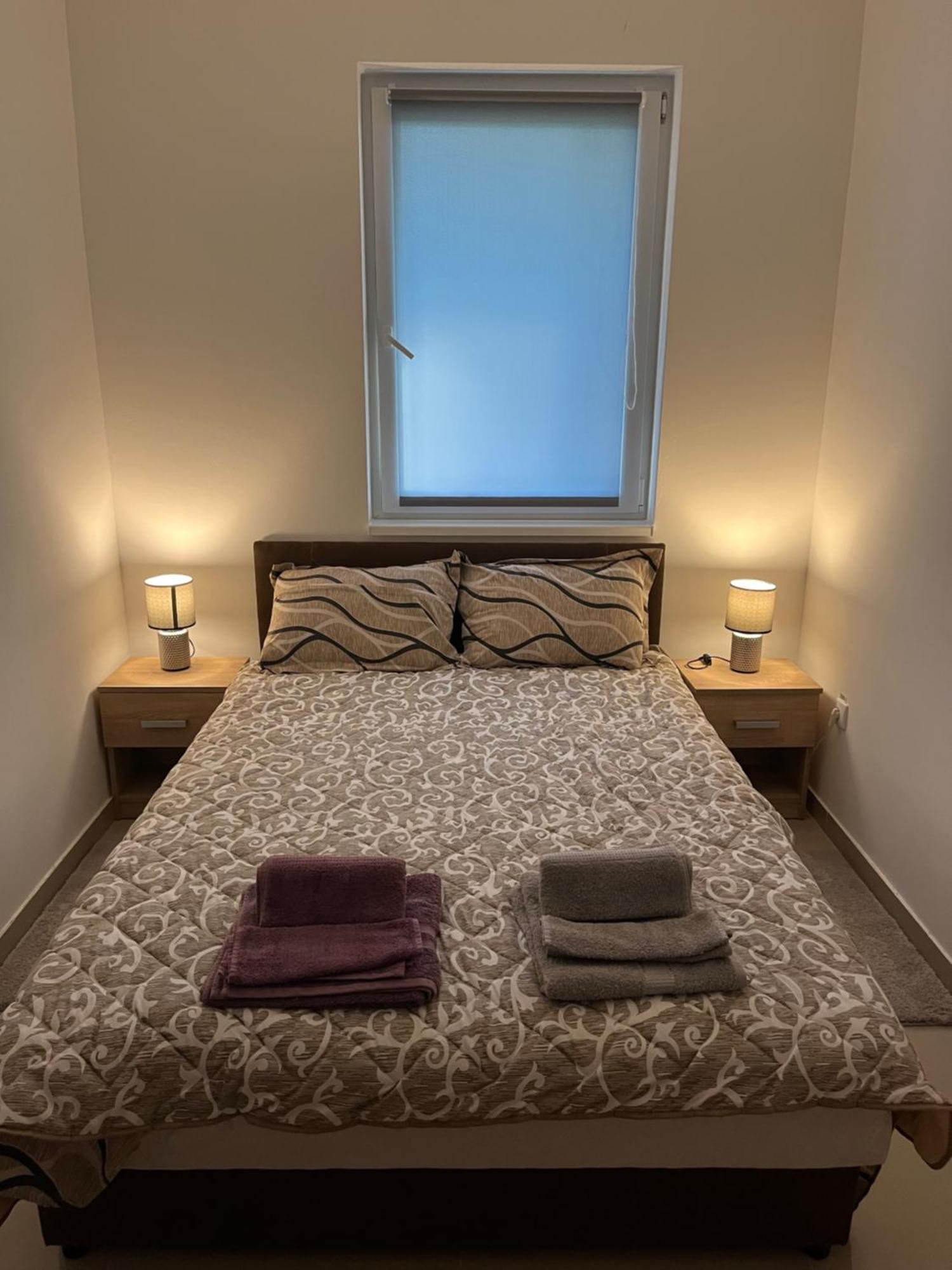 Apartman Miletic Ostrovo Esterno foto